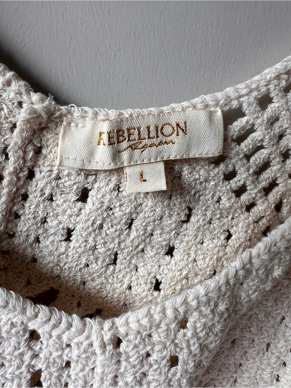 Rebellion White cotton Crochet Tank with Red Cherry Accents  size large - Picture 3 of 7